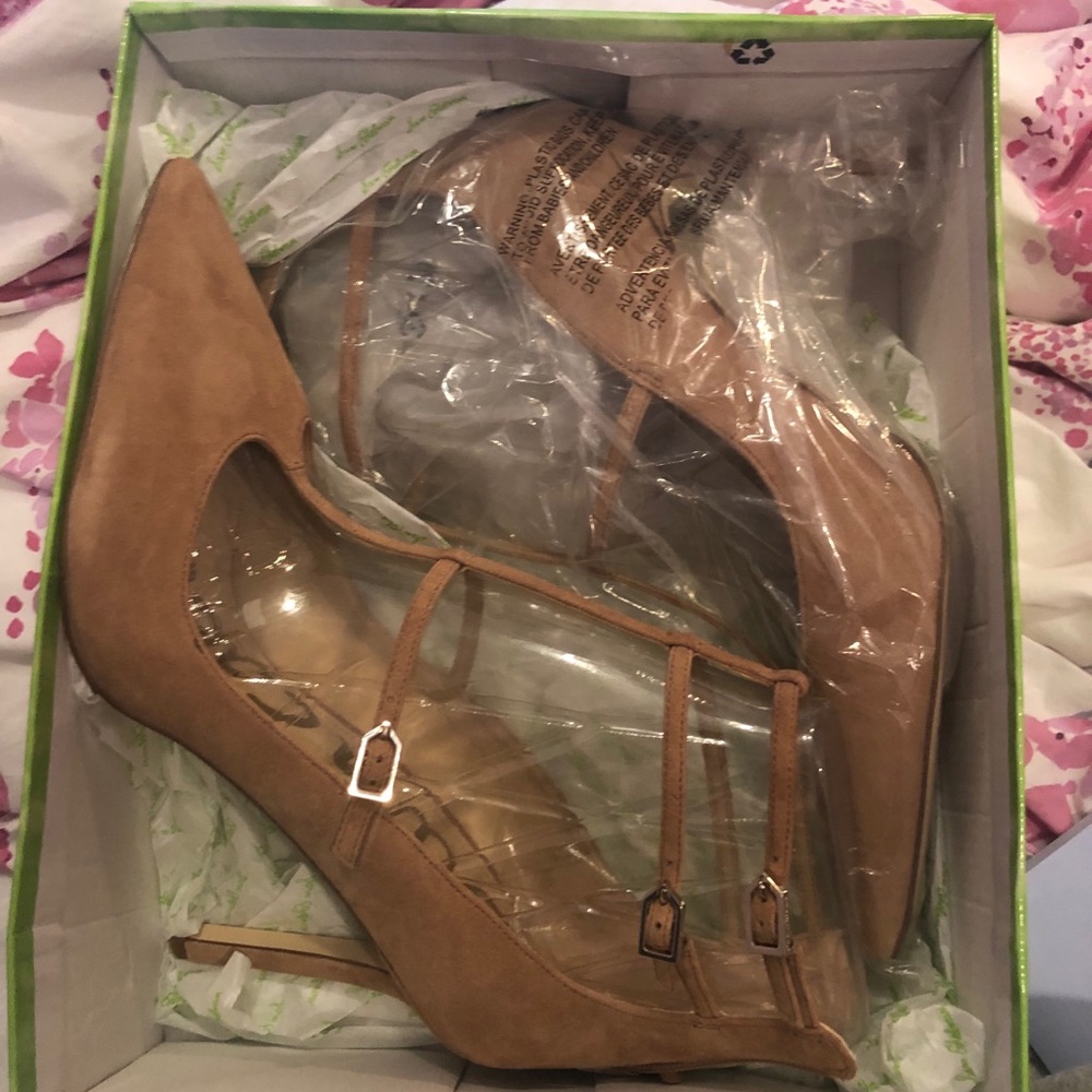 BRAND NEW pumps by sam edelman